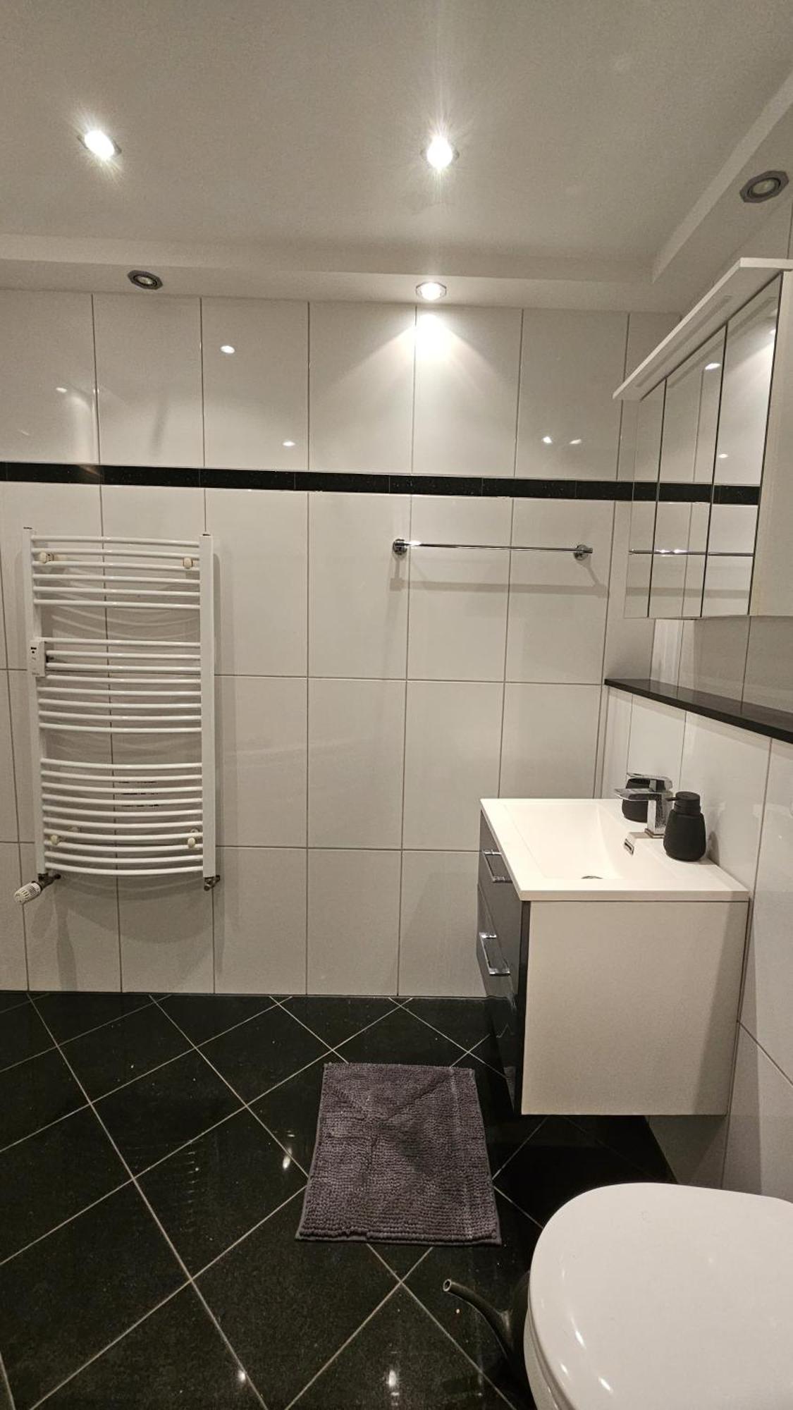 80 M2 Moderne Und Zentrale Wohnung In Hannover Mit Eigenem Parkplatz Buitenkant foto